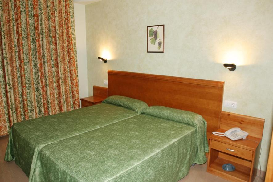 Hotel Fonda Neus Sant Sadurni d'Anoia Room photo
