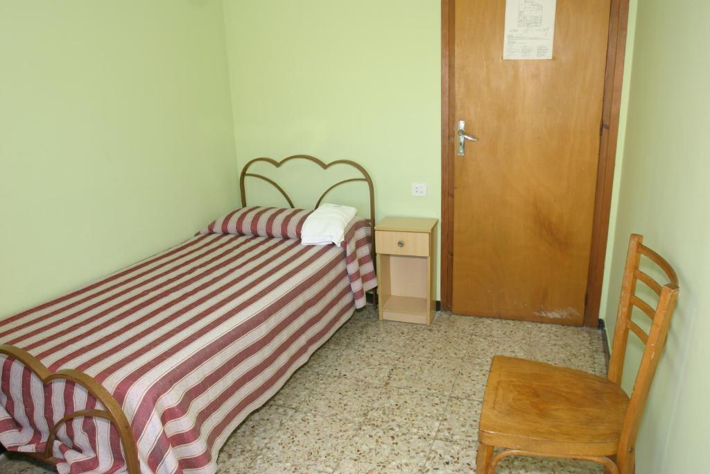 Hotel Fonda Neus Sant Sadurni d'Anoia Exterior photo