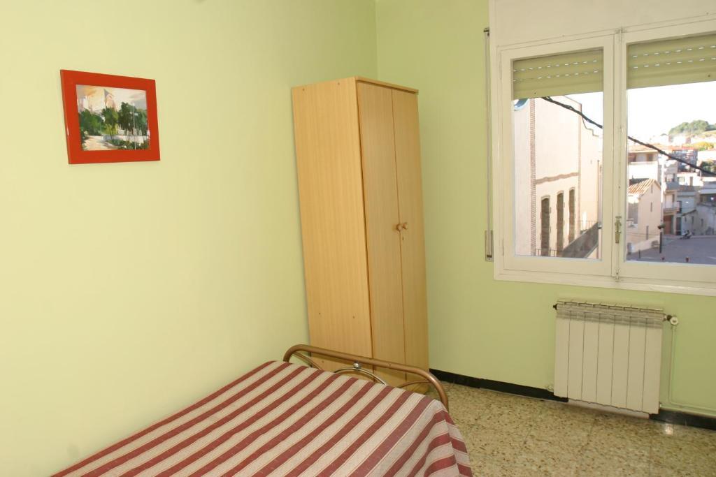 Hotel Fonda Neus Sant Sadurni d'Anoia Exterior photo