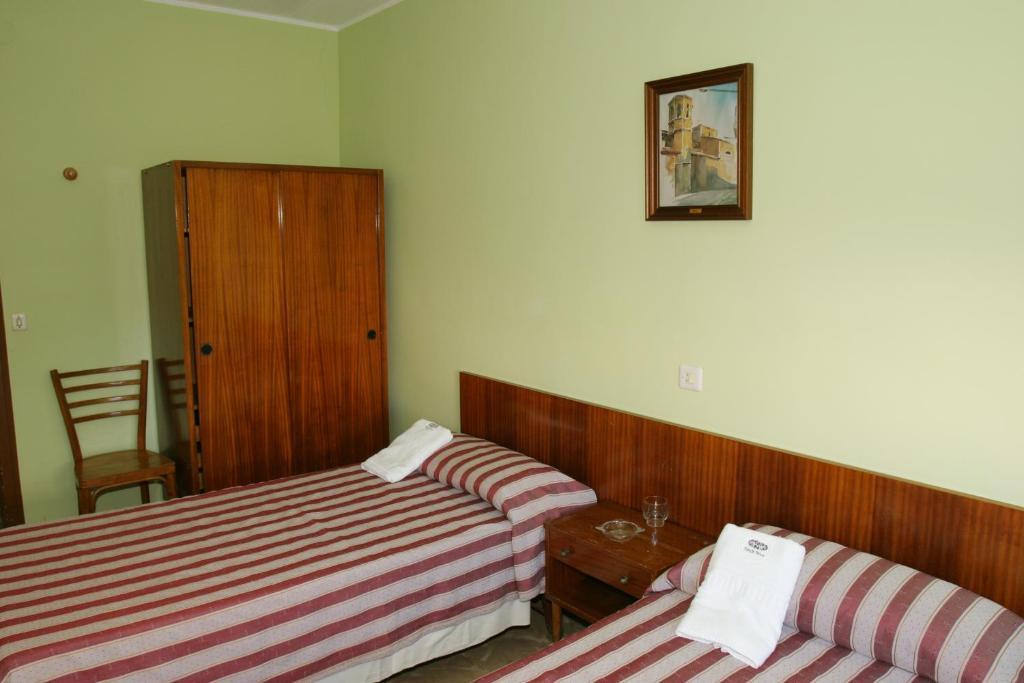 Hotel Fonda Neus Sant Sadurni d'Anoia Exterior photo